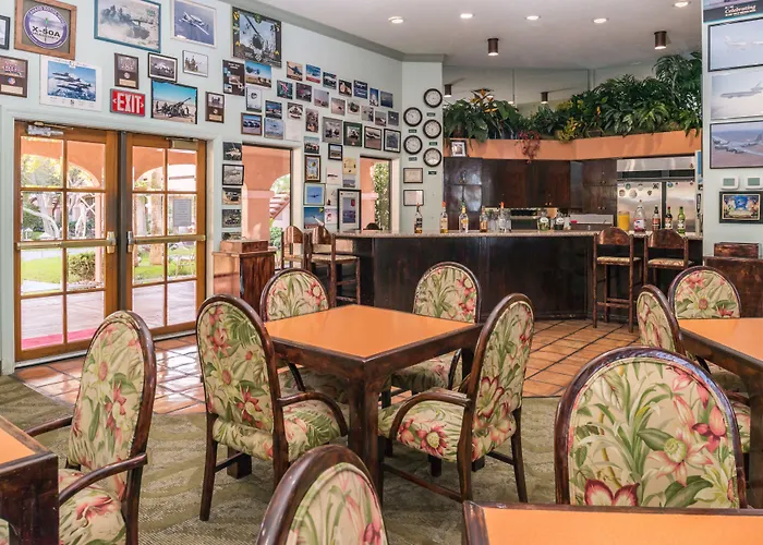 La Fuente Inn&suites Motel