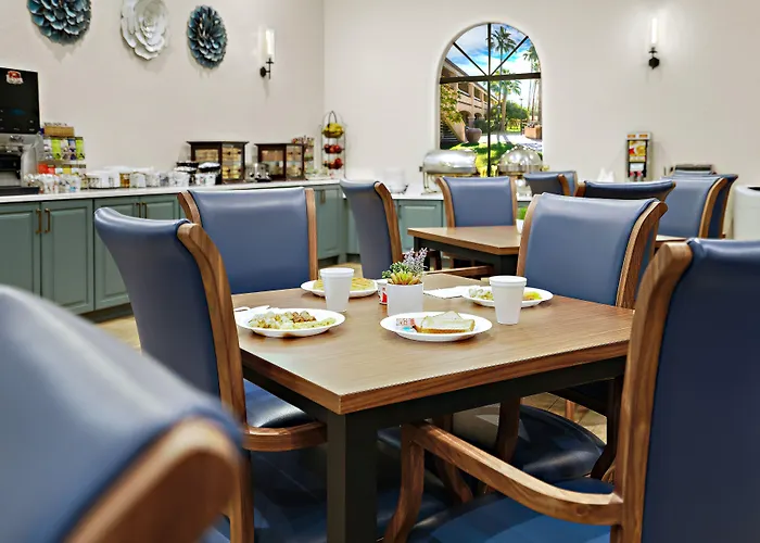 La Fuente Inn&suites 3* Yuma