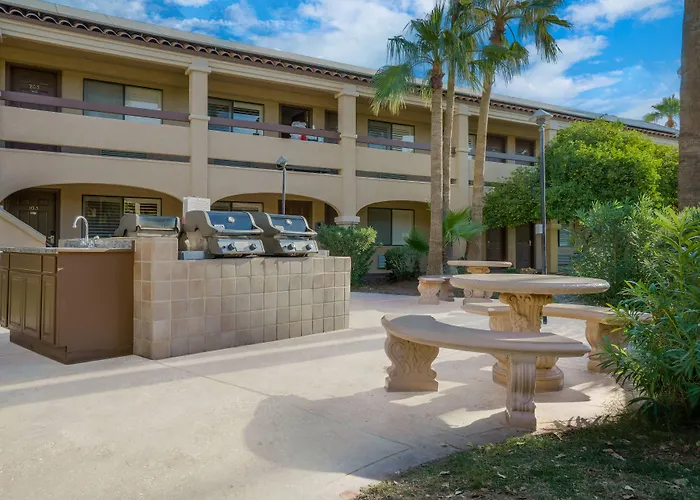 La Fuente Inn&suites Motel Yuma