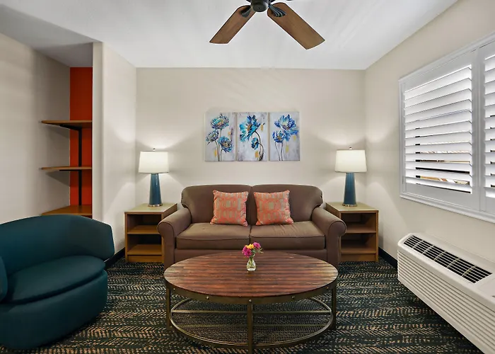 La Fuente Inn&suites Motel Yuma
