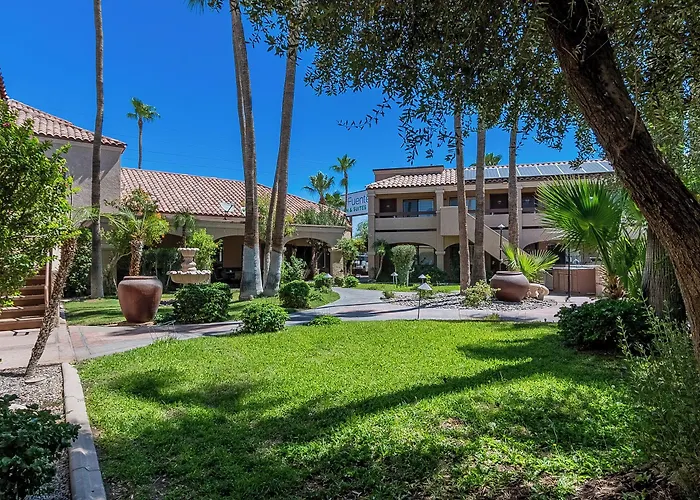 La Fuente Inn&suites Motel